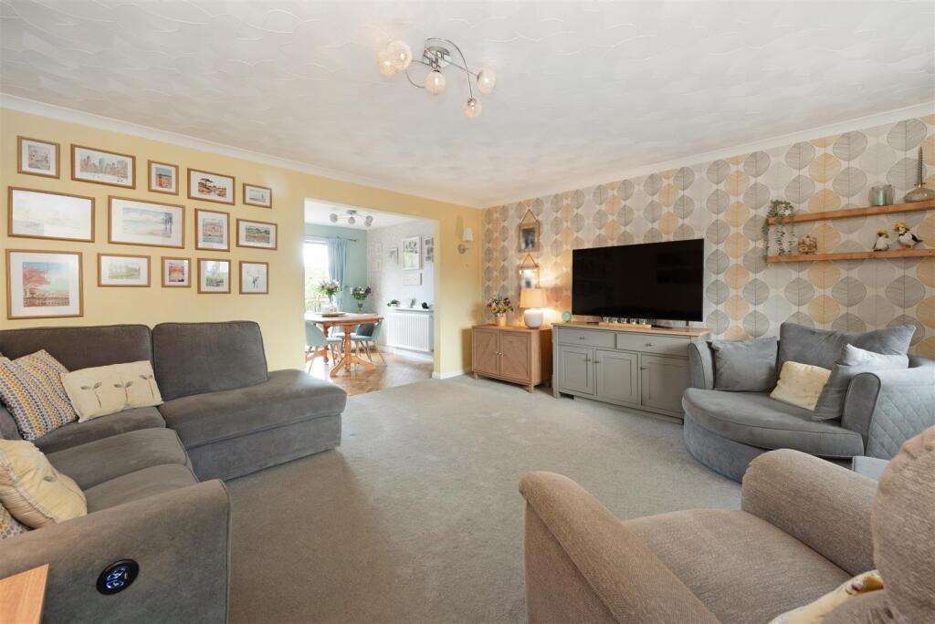 House in Portsmouth - View 4