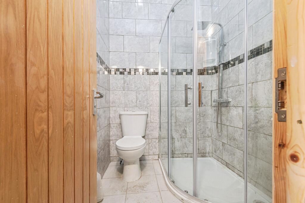 Additional image 7 of St. Pauls Road, Bradford, BD8