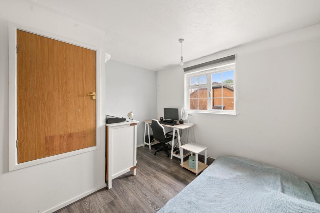 House in Southall - View 4
