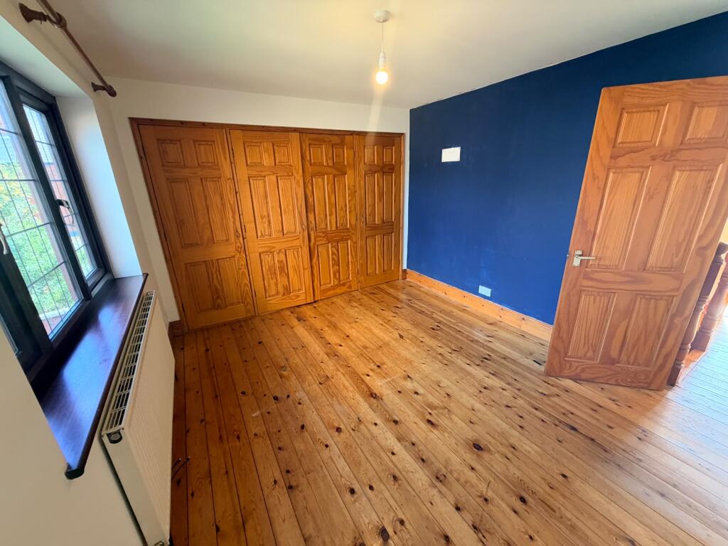 House in Sheffield - View 4