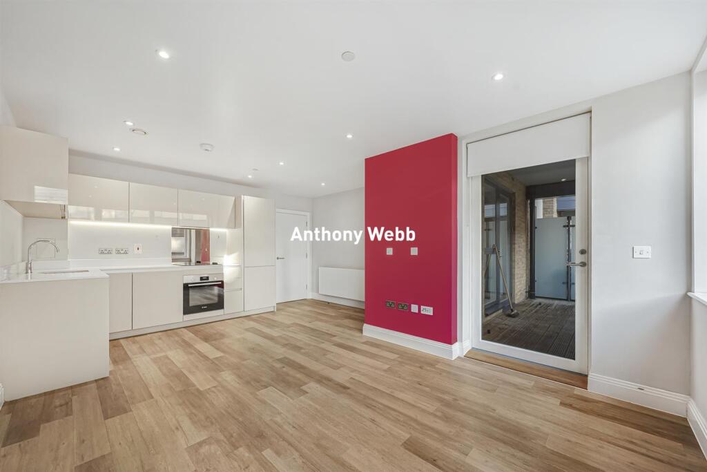 Main image of property: Thatchers Court, New Southgate, N11