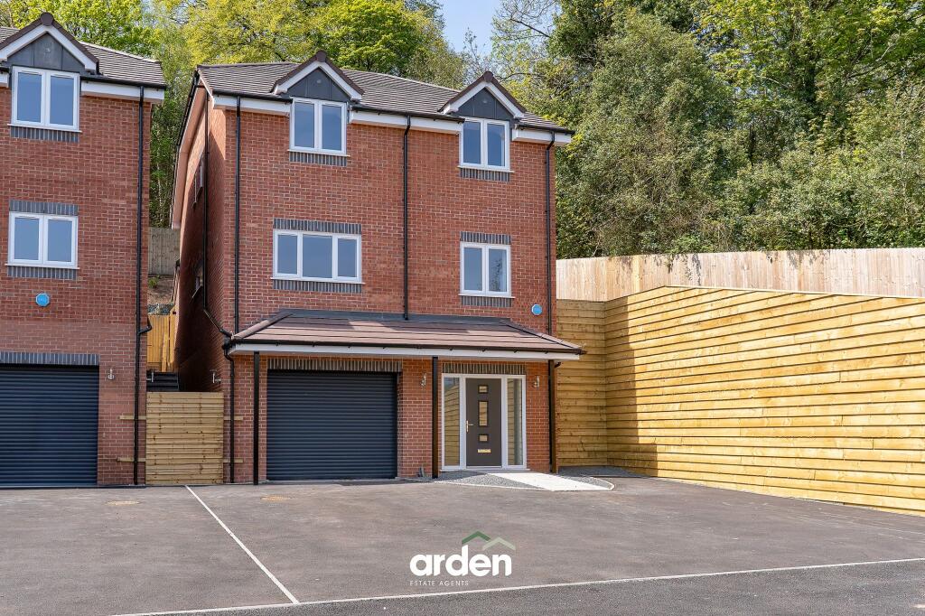 Main image of property: Plot 5, Barnt Green Road, Cofton Hackett, B45
