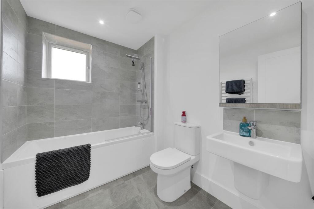 Additional image 14 of Bolton Drive, Silsden
