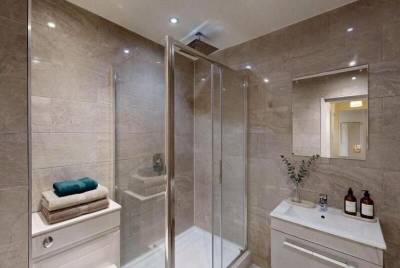 Apartment in Leeds - View 5