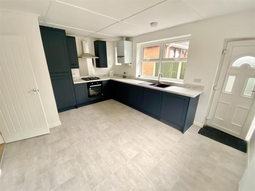 Spinney Road, Burbage photo 2