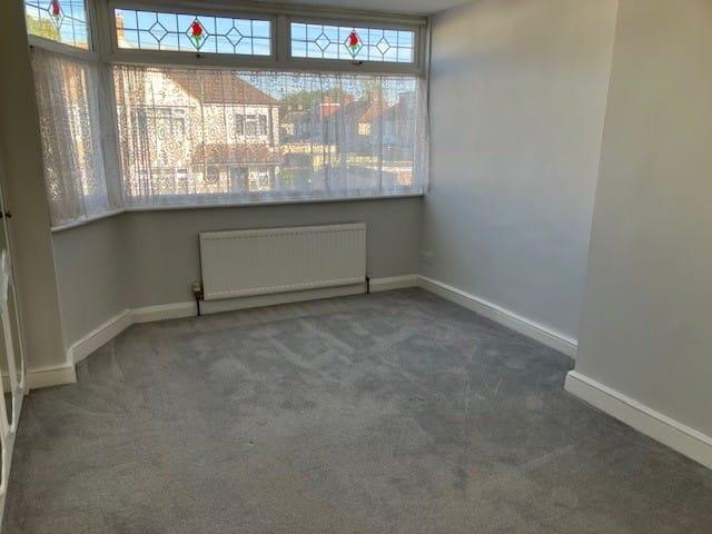 House in Dartford - More