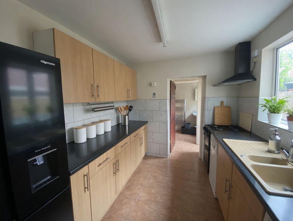 House in Nottingham, Radford - View 2
