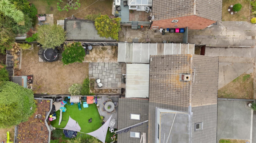 House in Southend-on-Sea - View 5