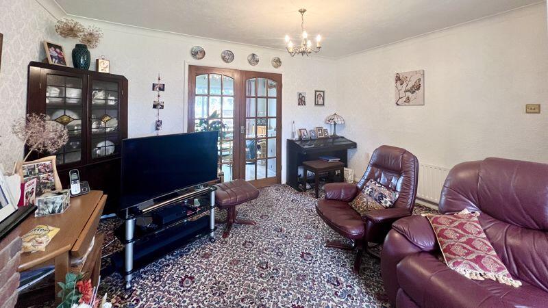 House in Scunthorpe, Yaddlethorpe, Bottesford - View 4