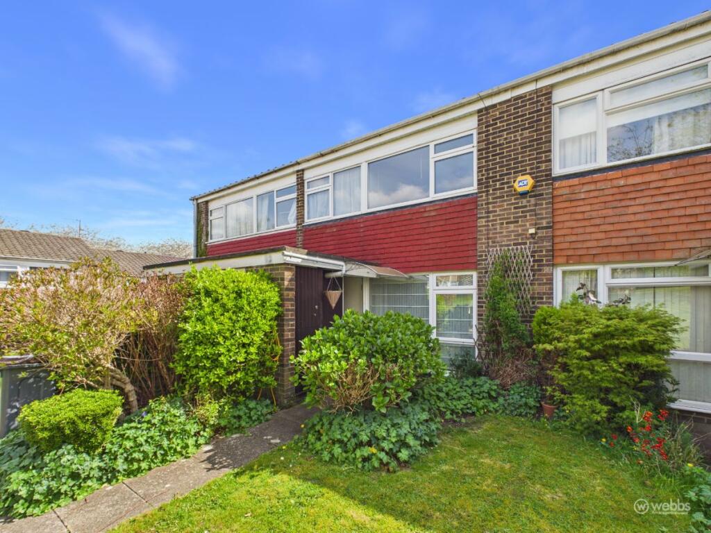 Main image of property: Woodpecker Mount, Forestdale, Croydon
