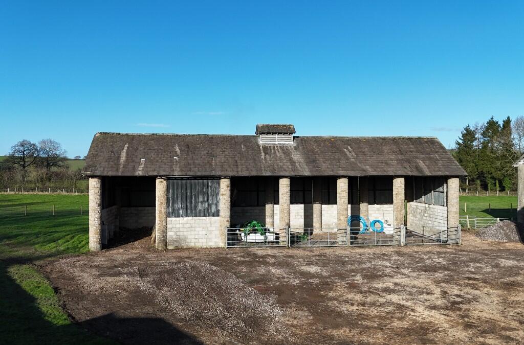 Barn 2, Spout Lane, Wennington, LA2 8NX photo 2