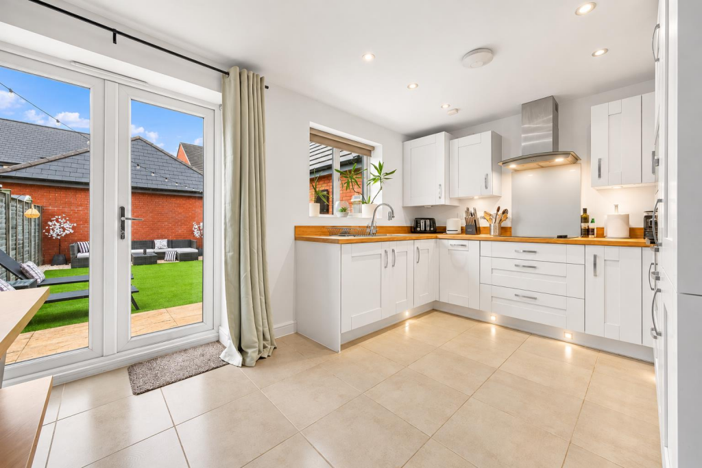 House in Keynsham, Bath and North East Somerset - View 4