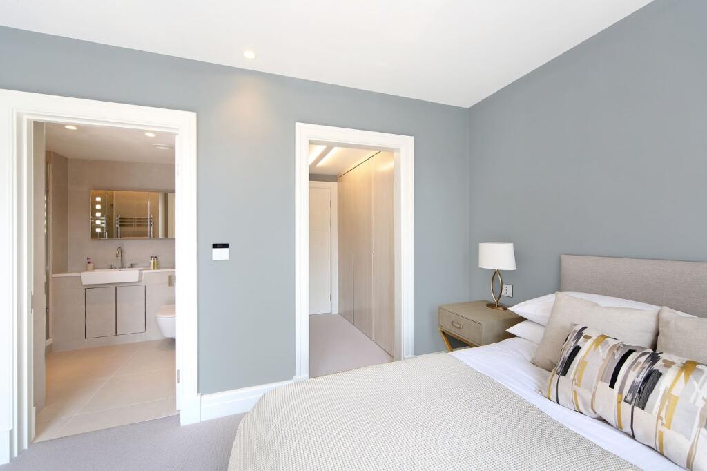 Apartment in London, World's End, Brompton - More