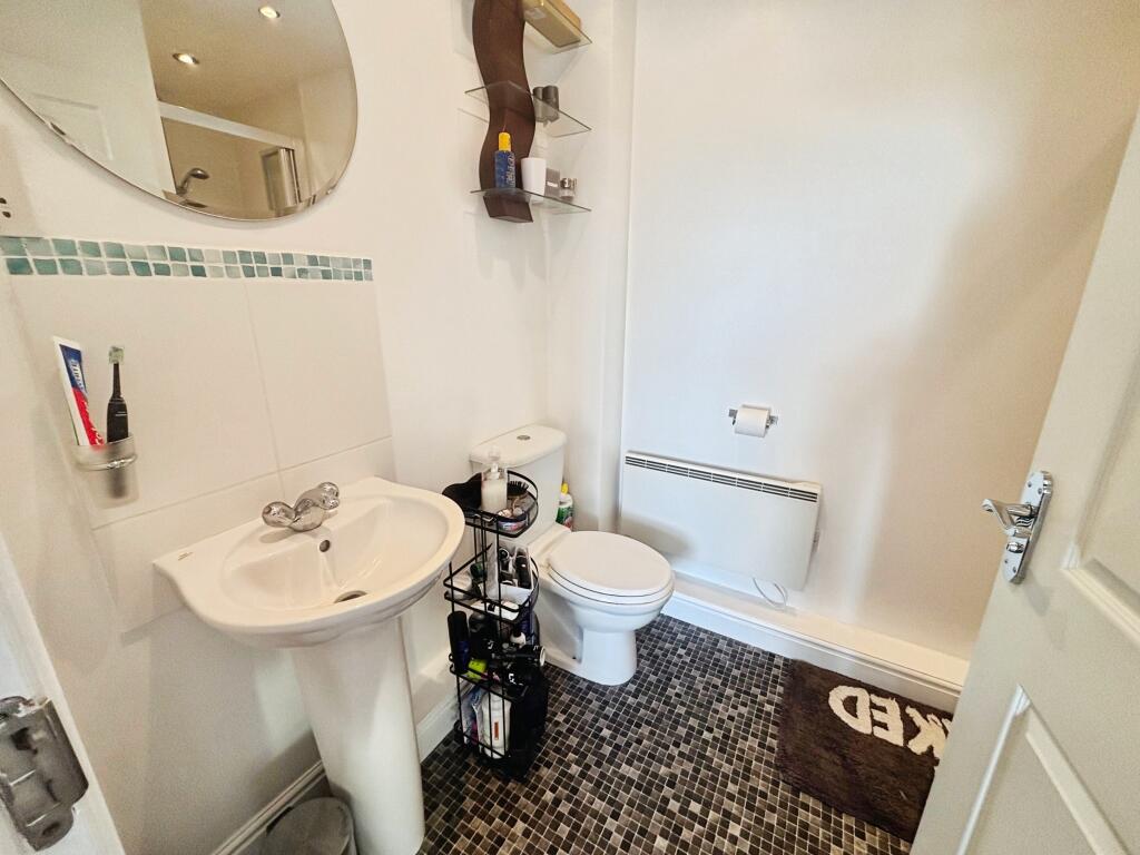 Apartment in Lincoln, Lincolnshire - More