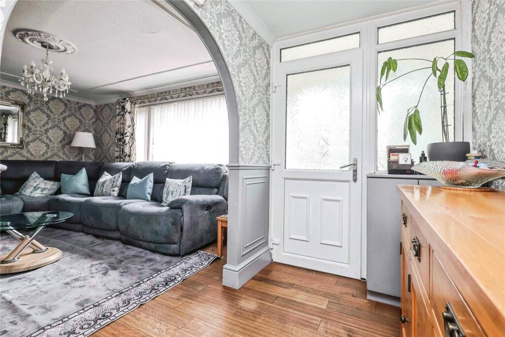 House in Birmingham, West Midlands - View 5
