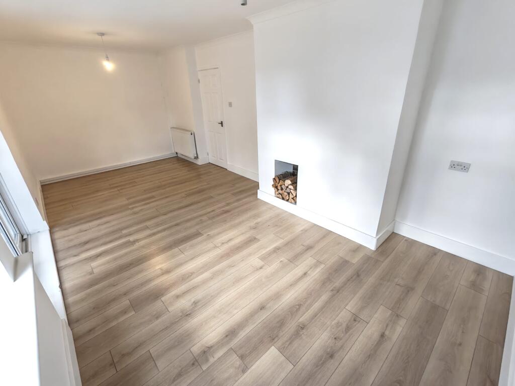 House in Walsall, Dudley's Fields - View 5