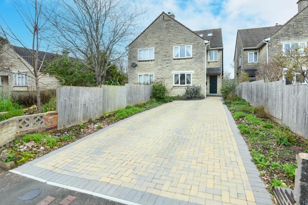 Adcroft Drive, Trowbridge