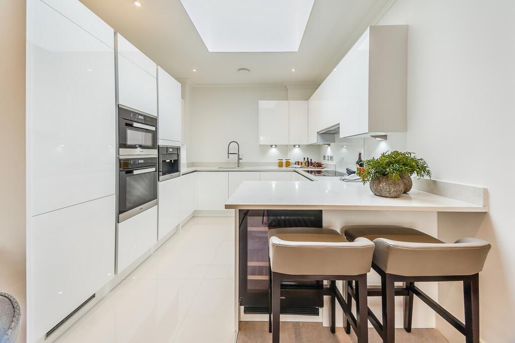 Main image of property: Palace Wharf, Rainville Rd, London, W6