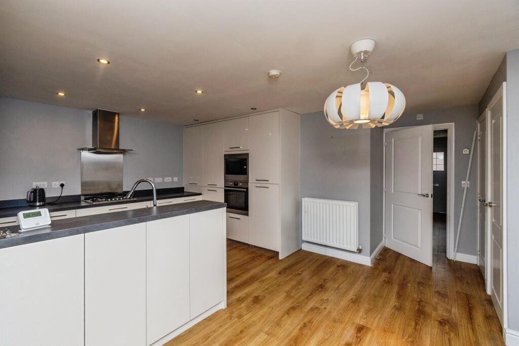 House in South Staffordshire, Great Wyrley - View 4