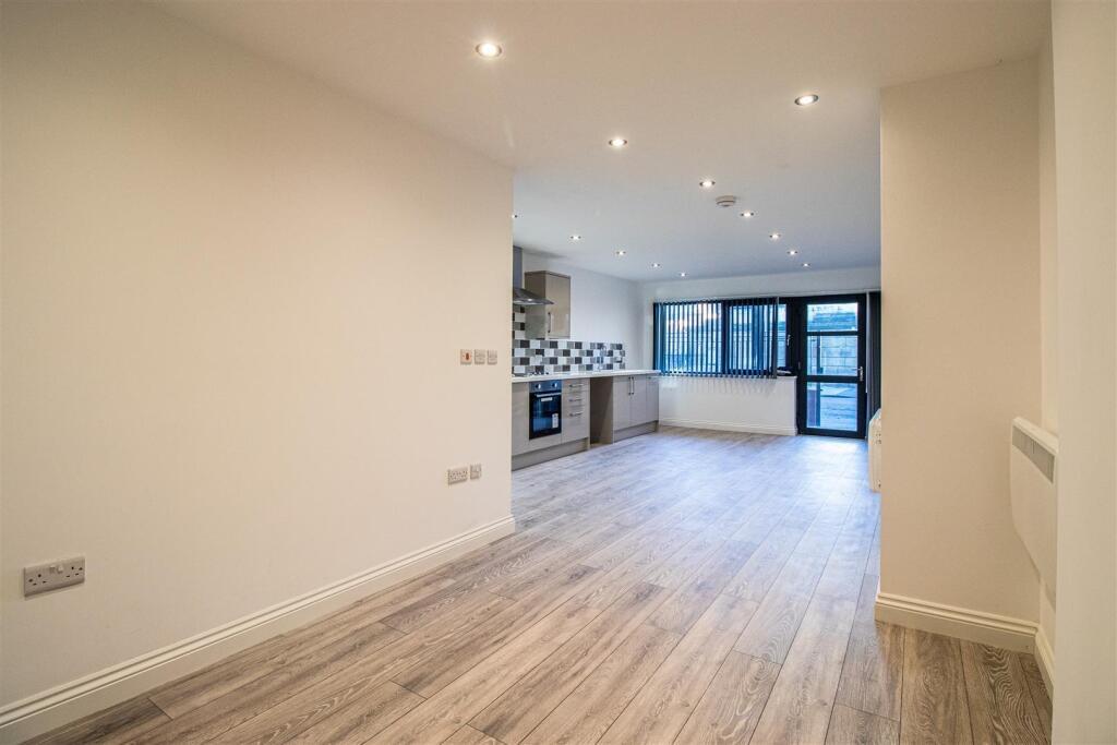 Apartment in Southport, Meols Cop - More