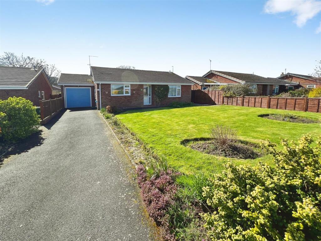 Main image of property: Broom Drive, Minsterley, Shrewsbury