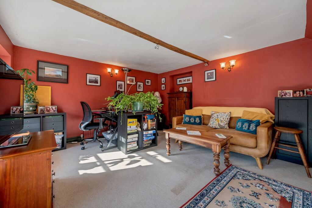 House in Peterborough - View 5