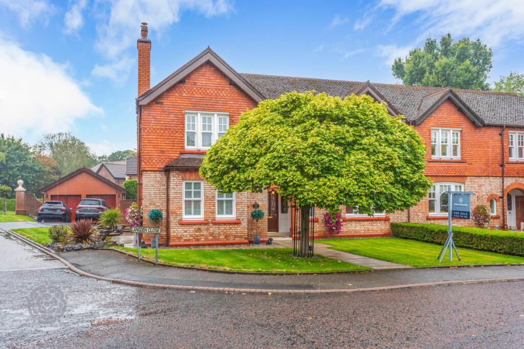 House in Culcheth, Twiss Green - View 5