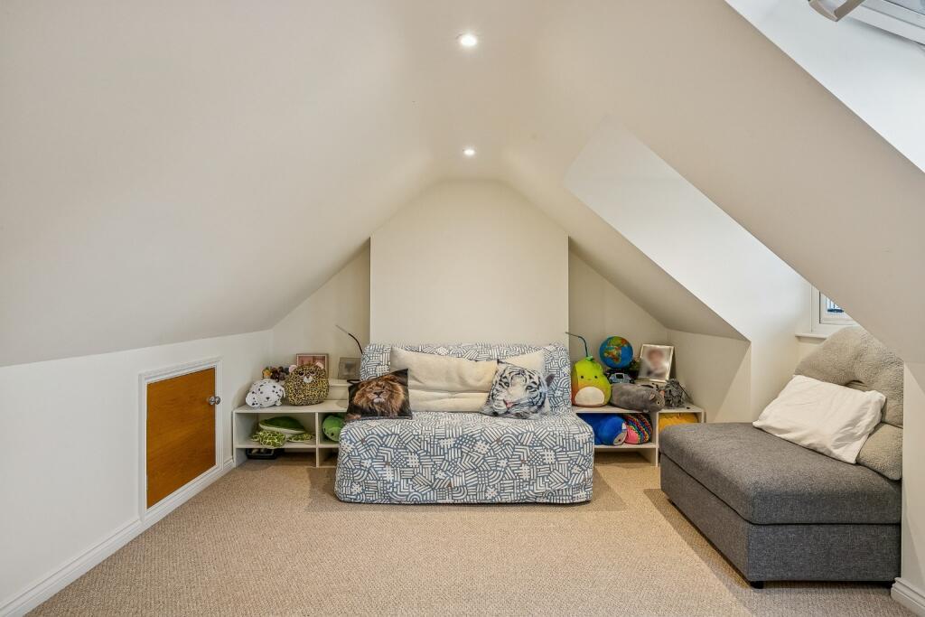 Additional image 33 of Russellcroft Road, Welwyn Garden City, Hertfordshire, AL8