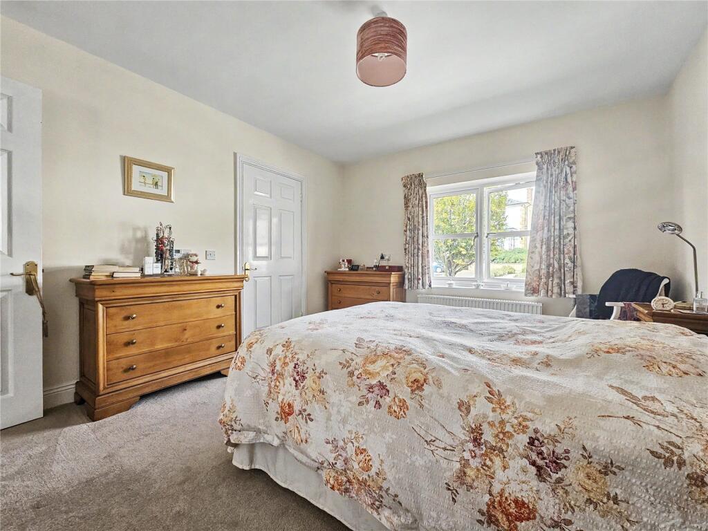 Apartment in Taunton - More