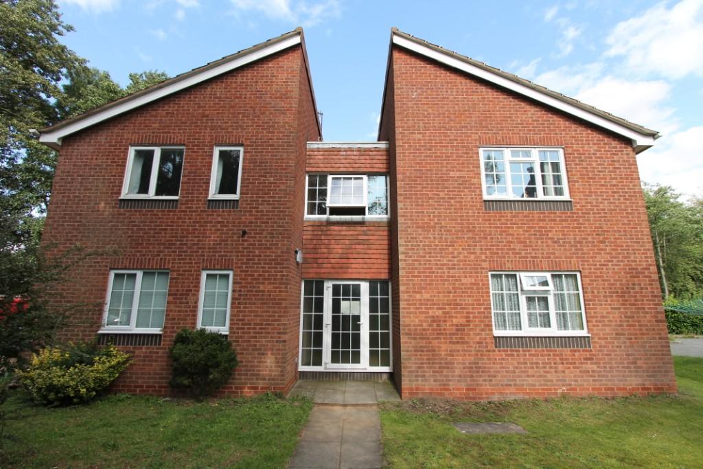 Main image of property: Ebourne Close, Kenilworth, Warwickshire, CV8