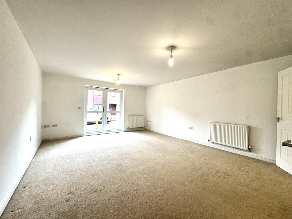 Park Prewett Road, Basingstoke - View 6