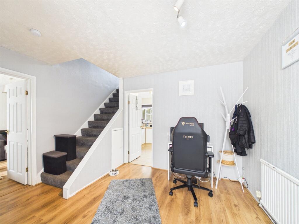 House in Worcester - View 5