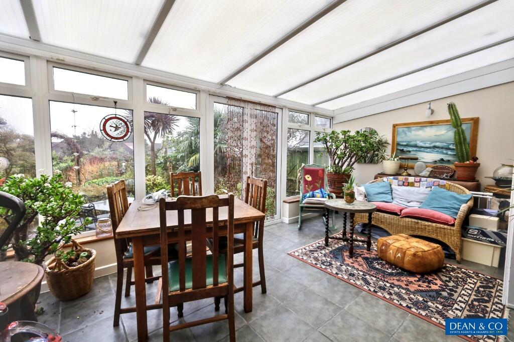 Fallowfield Crescent, Hove, East Sussex, BN3 photo 4