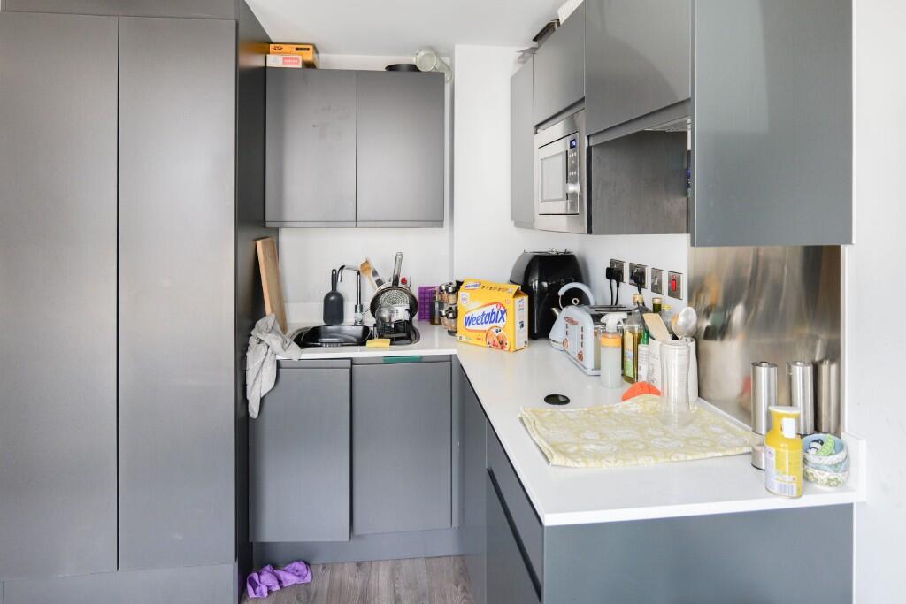 Apartment in Liverpool - View 5