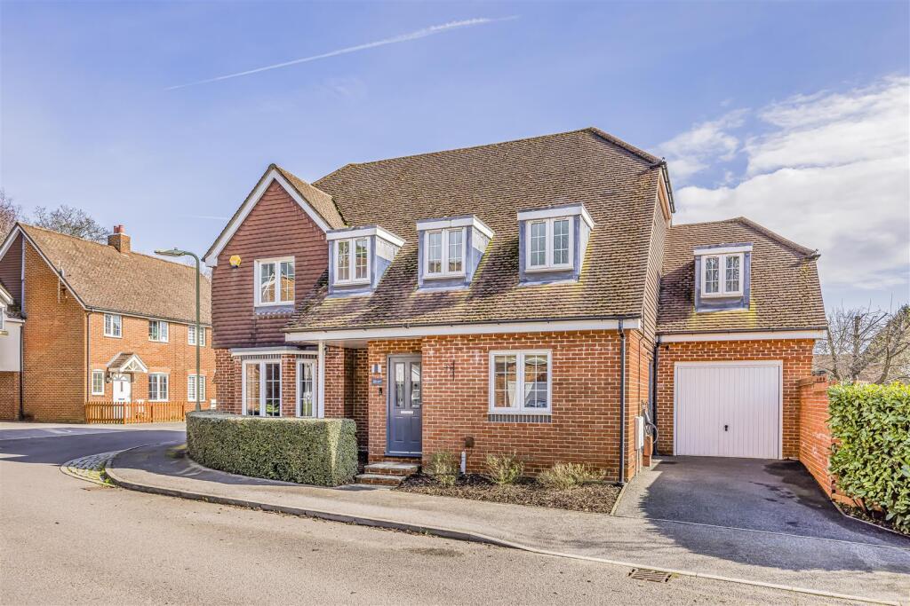 Main image of property: Letcombe Place, Horndean