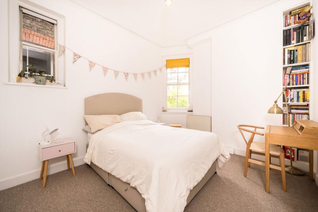 Apartment in London - View 5