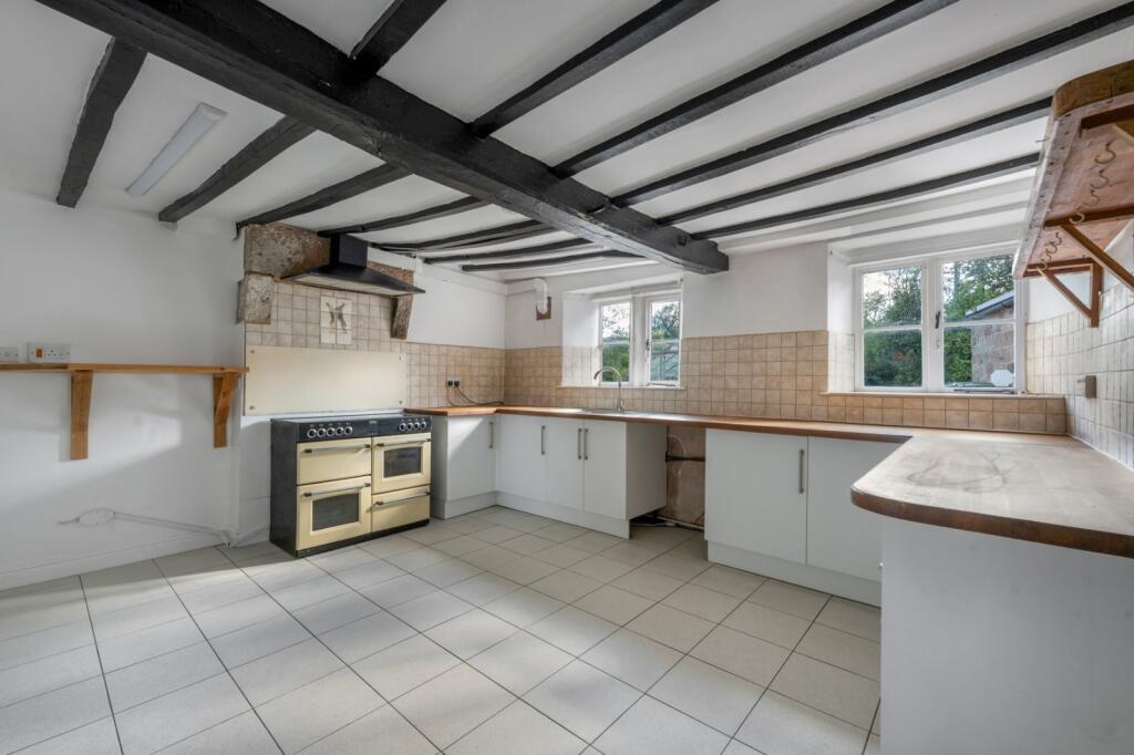 House in Derbyshire Dales, Derbyshire - More