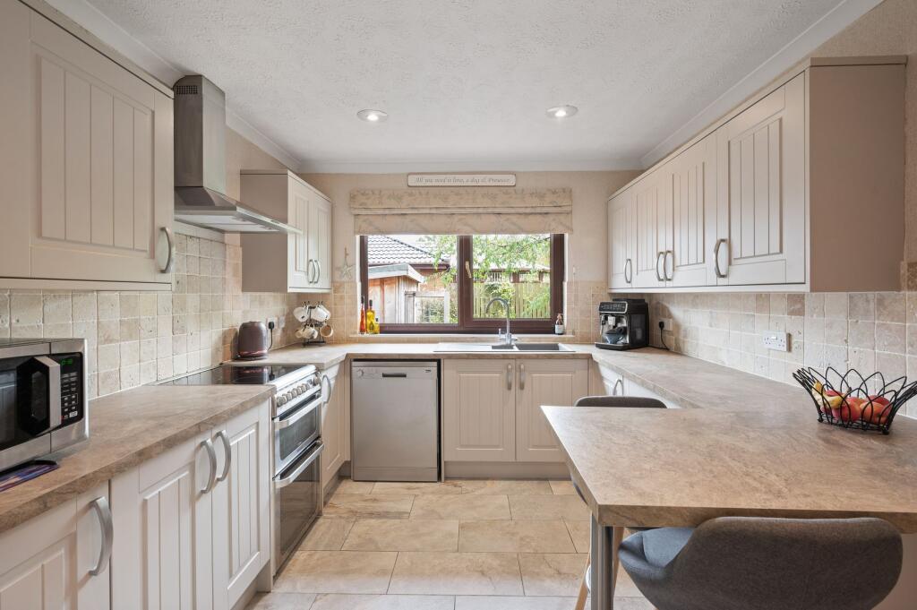 House in Falkirk, Perth and Kinross - View 2