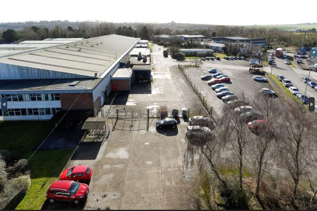 Main image of property: Highflex House,Telford Road, Salisbury, Wiltshire, SP2 7PH