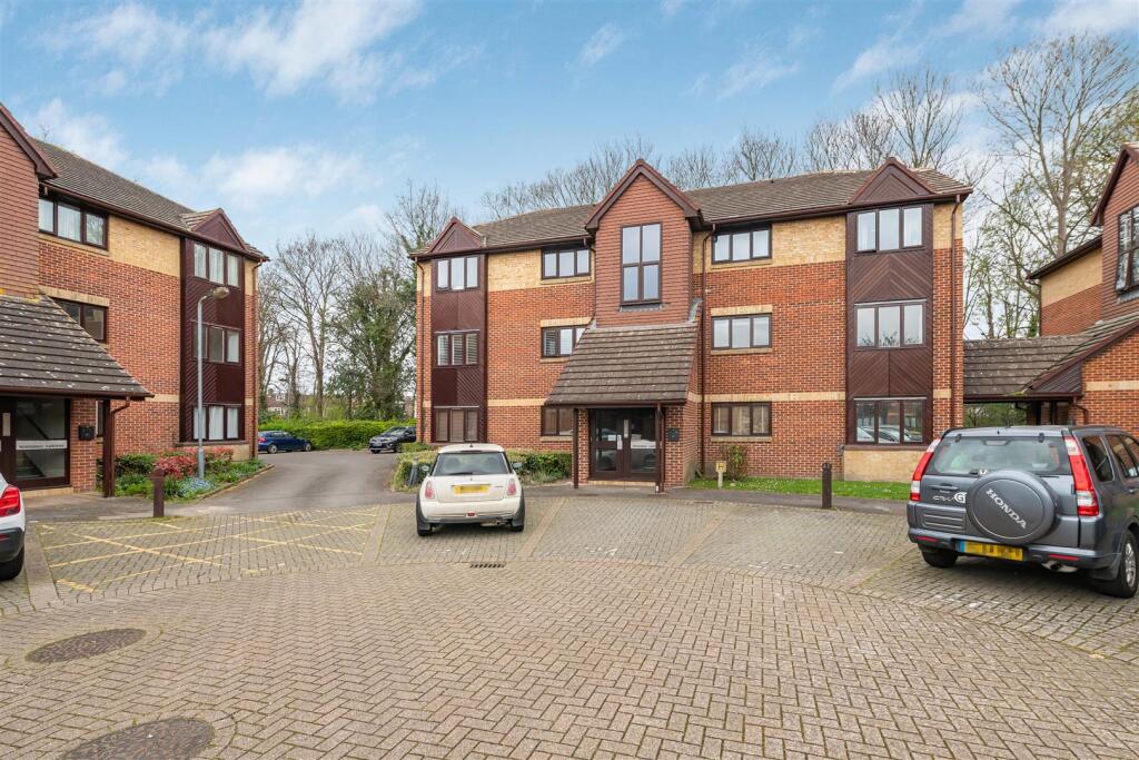Main image of property: Rossignol Gardens, Carshalton