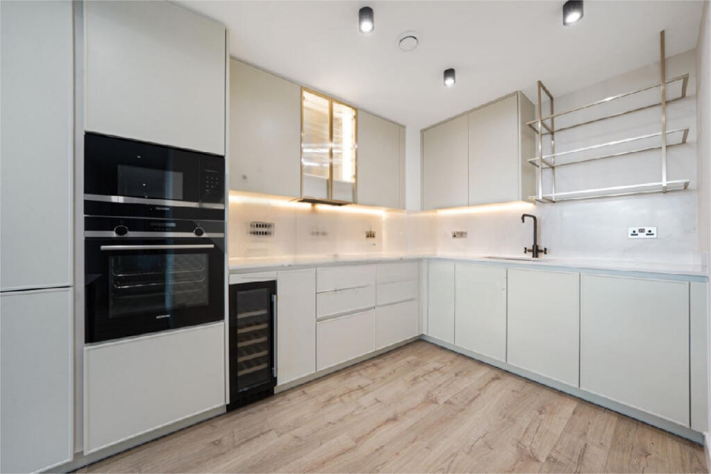 Valencia Tower, 3 Bollinder Place, London, London, EC1V photo 3