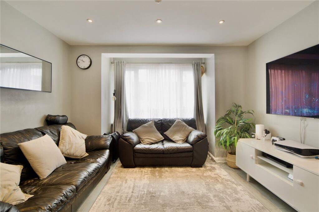 House in Ilford - View 4