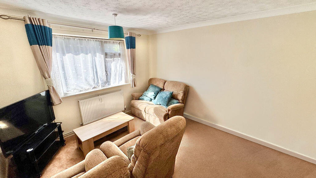 House in Lincoln, Washingborough - View 2
