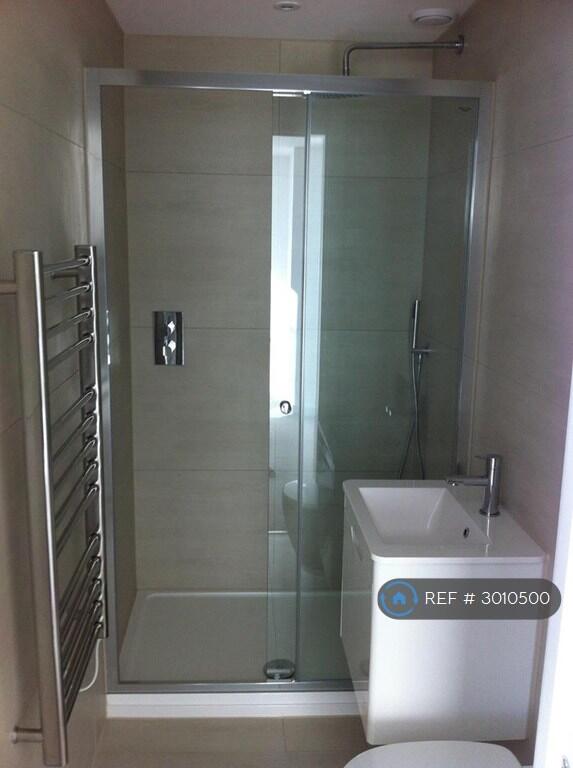 Apartment in Southampton - More