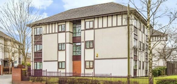 1-bed flat on Sherbourne Lodge, Preston, Ribbleton, PR2, £45,000