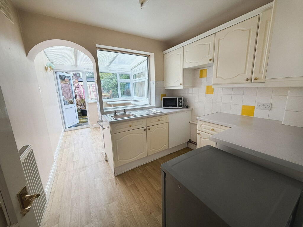 Additional image 18 of FIVE-bedroom semi-detached with self-contained ONE-bedroom annexe, Birchfield Close, Halesowen, B63 4LJ