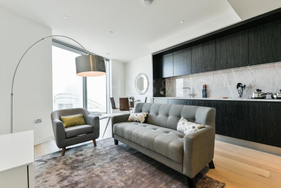 2-bed apartment on Charrington Tower, New Providence Wharf, London, E14, £660,000