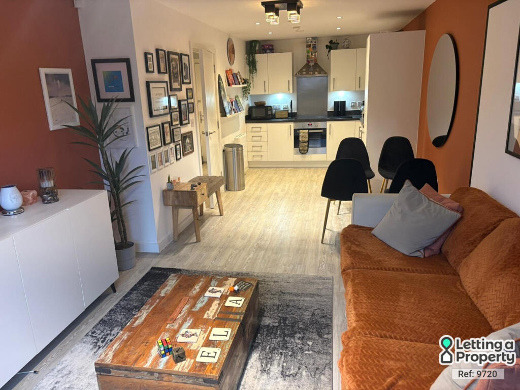 Main image of property: Dacorum Way, Dacorum Way, Hemel Hempstead, Hertfordshire, HP1 1BF