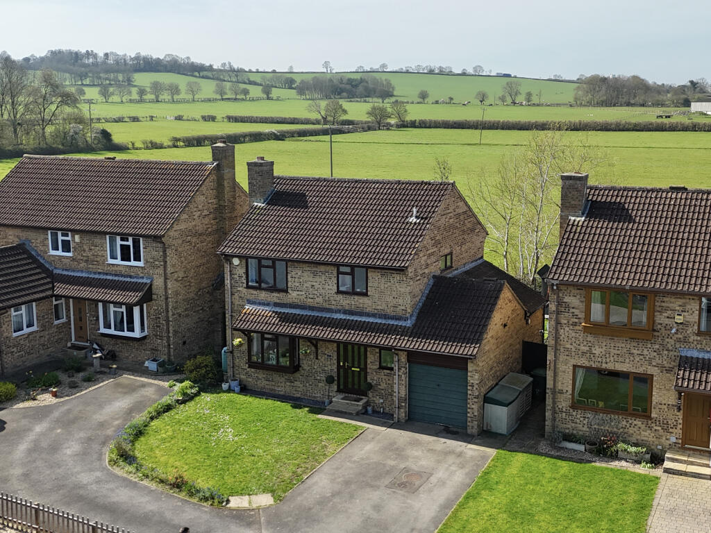Westacre, Street