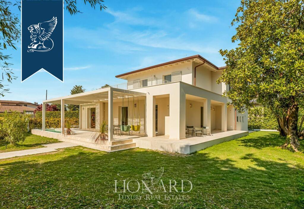 Main image of property: Tuscany, Lucca, Forte Dei Marmi